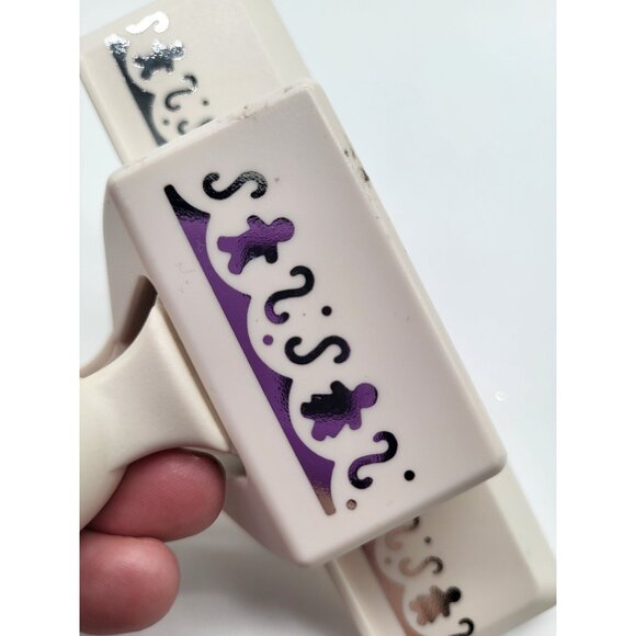 Martha Stewart Crafts GINGERBREAD MAN WOMAN Christmas Card Border Punch Confetti - Picture 4 of 5